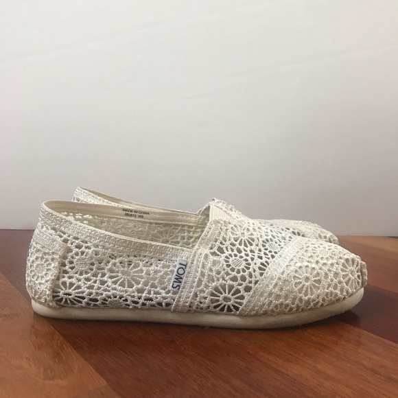 Toms Cream Crochet Slip On - Picture 4 of 8